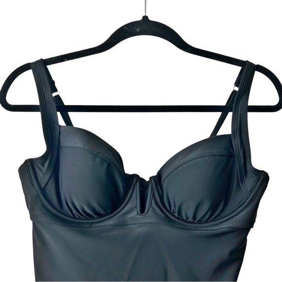 Shade & Shore High Leg Balconette Underwire
One Piece Swimsuit SZ Large 12/14 - Picture 5 of 8